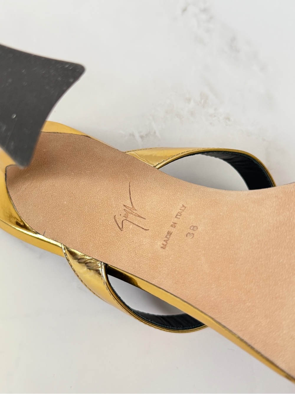 Giuseppe Zanotti Women’s Gold Metallic Leather Sandals Heels Size 38 Italy - Picture 8 of 10